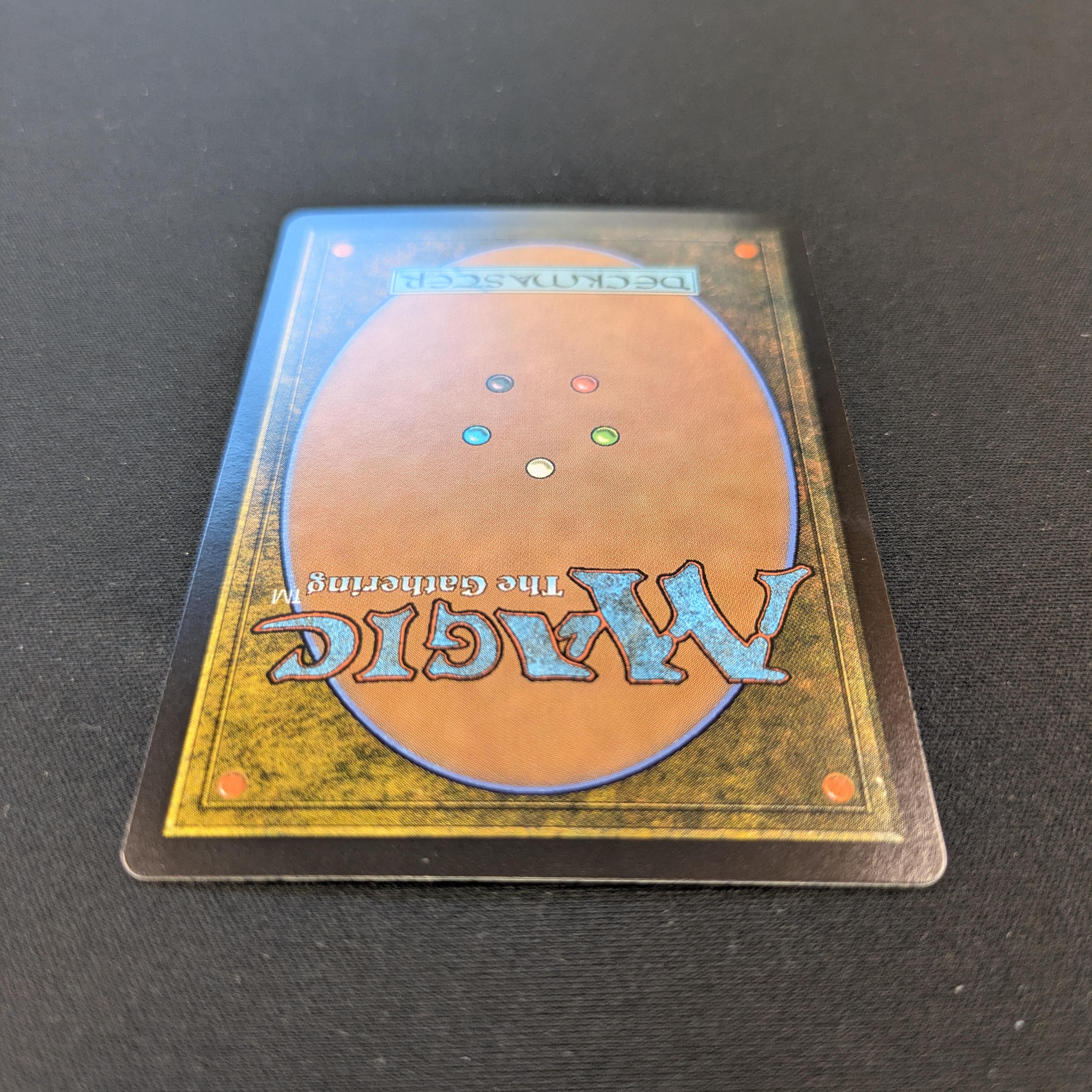 [FOIL] Celes, Rune Knight (Surge Foil) - Commander: Magic: The Gathering - FINAL FANTASY: Extras - NM