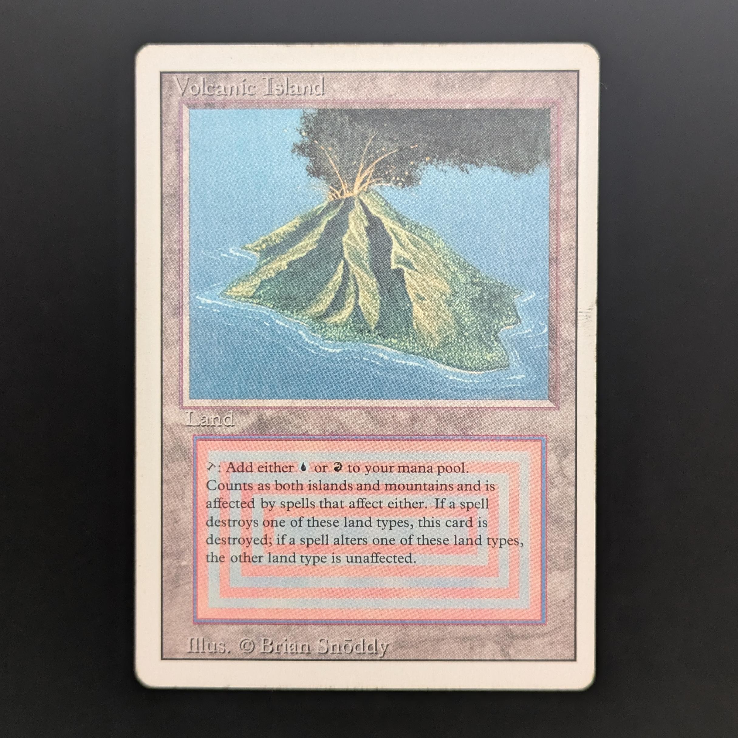 【PSA 9】 MTG Volcanic  3ED Revised Volcanic Island - Revised