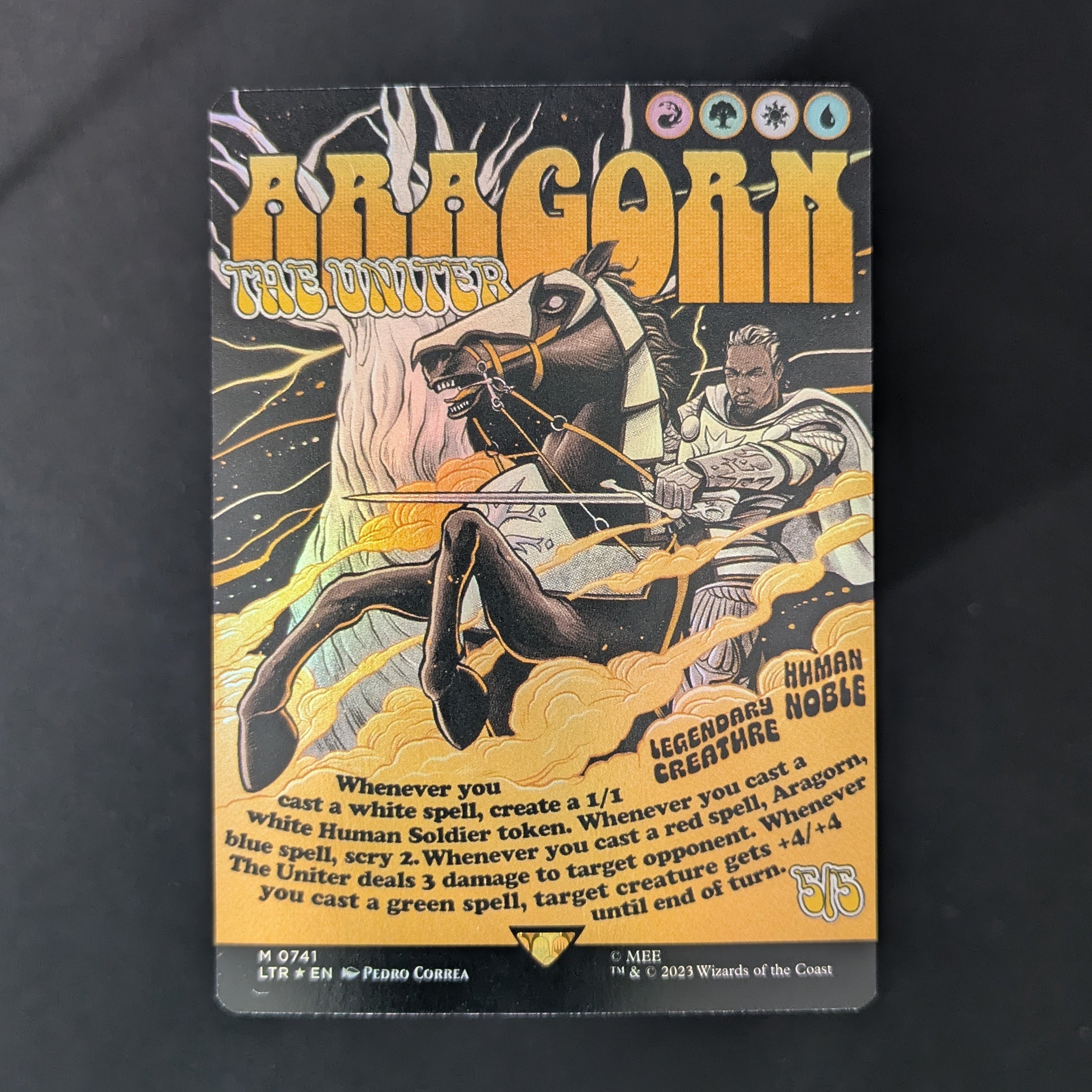 [FOIL] Aragorn, the Uniter (Borderless Poster) - The Lord of the Rings: Tales of Middle-earth Holiday Release - English - NM