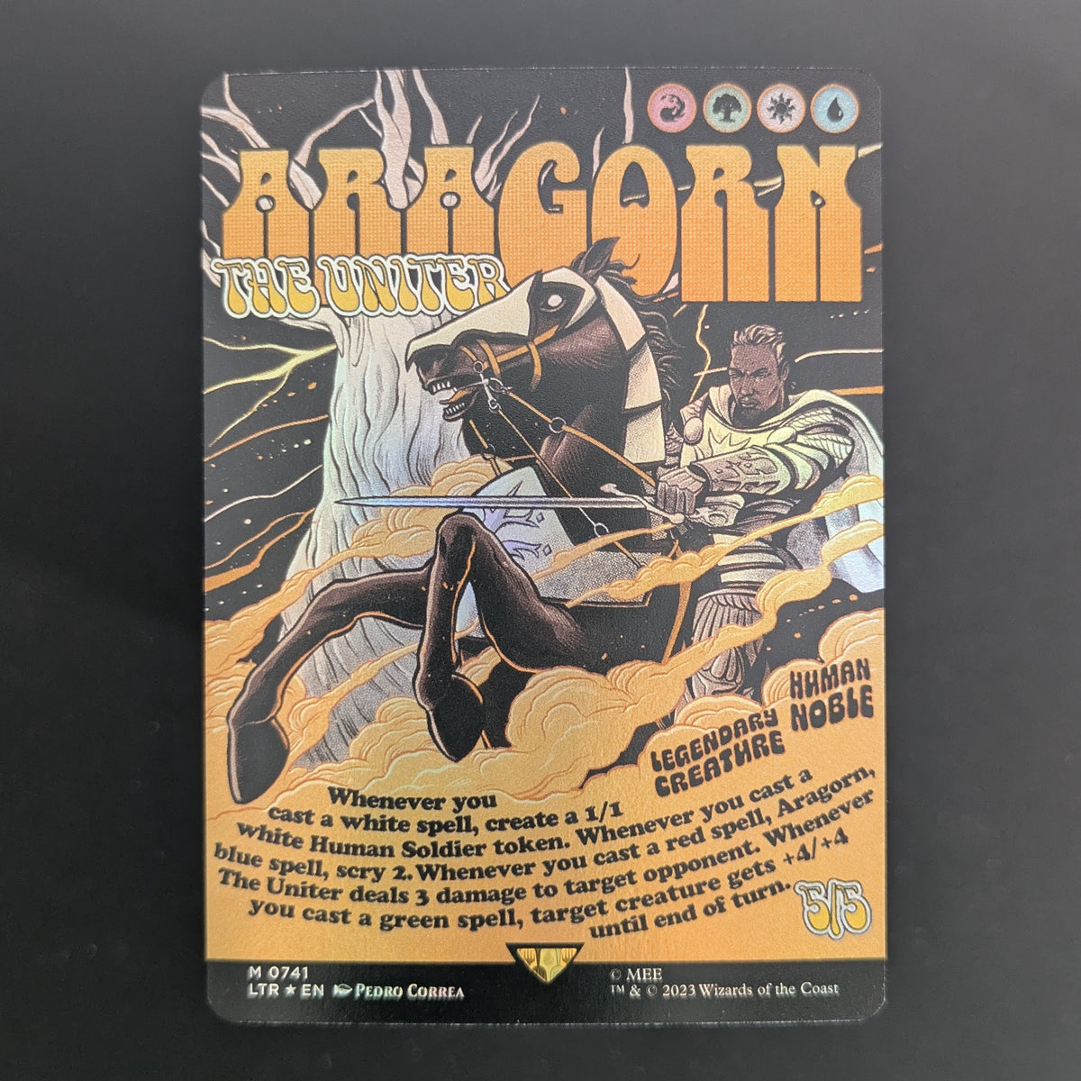 [FOIL] Aragorn, the Uniter (Borderless Poster) - The Lord of the Rings: Tales of Middle-earth Holiday Release - English - NM