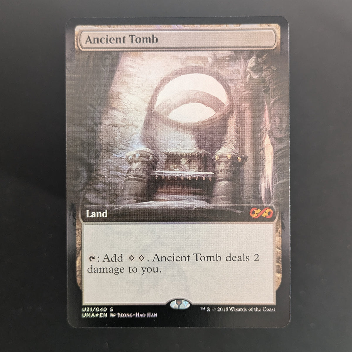 [FOIL] Ancient Tomb - Ultimate Box Toppers - English - NM