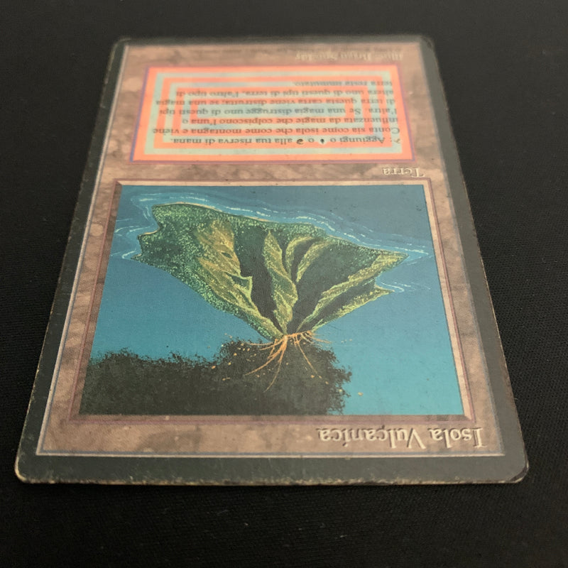 Magic the Gathering Volcanic Island - Foreign Black Bordered - Italian 