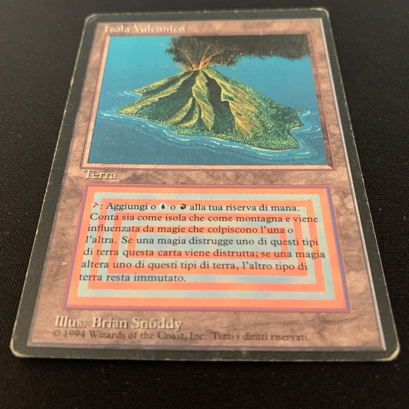 Magic the Gathering Volcanic Island - Foreign Black Bordered - Italian 