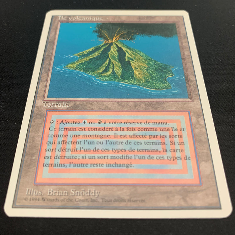 Volcanic Island - Foreign White Bordered - French