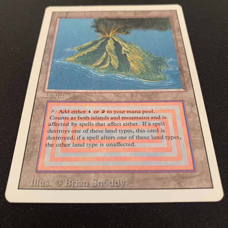 Magic the Gathering Volcanic Island - Revised 