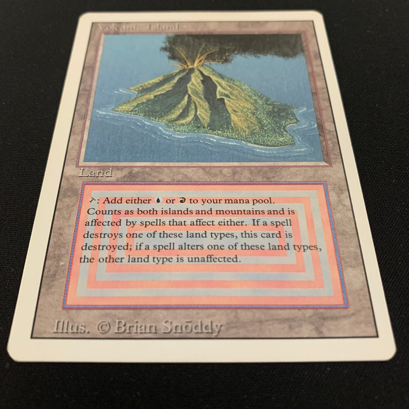 Magic the Gathering Volcanic Island - Revised 