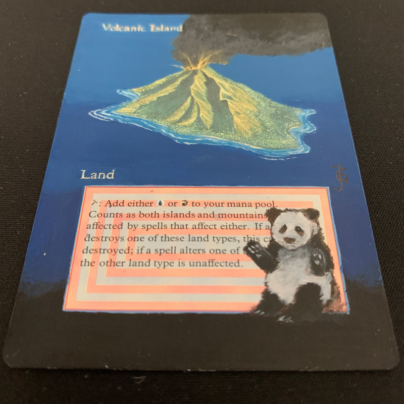 Magic the Gathering Volcanic Island - Revised 