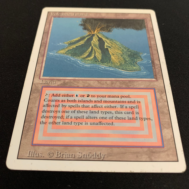 Magic the Gathering Volcanic Island - Revised 