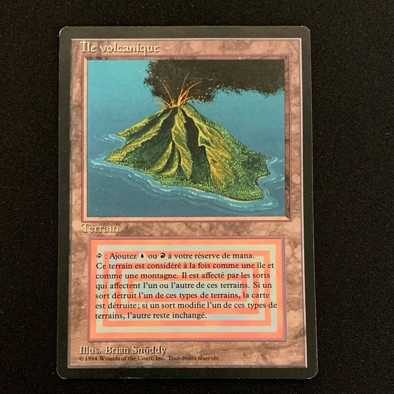 Volcanic Island Foreign Black Bordered French Magic: The Gathering