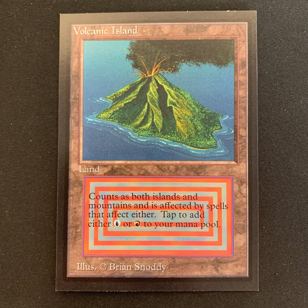 Volcanic Island International Edition Magic: The Gathering